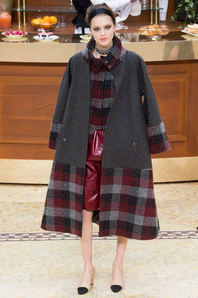 Look 45